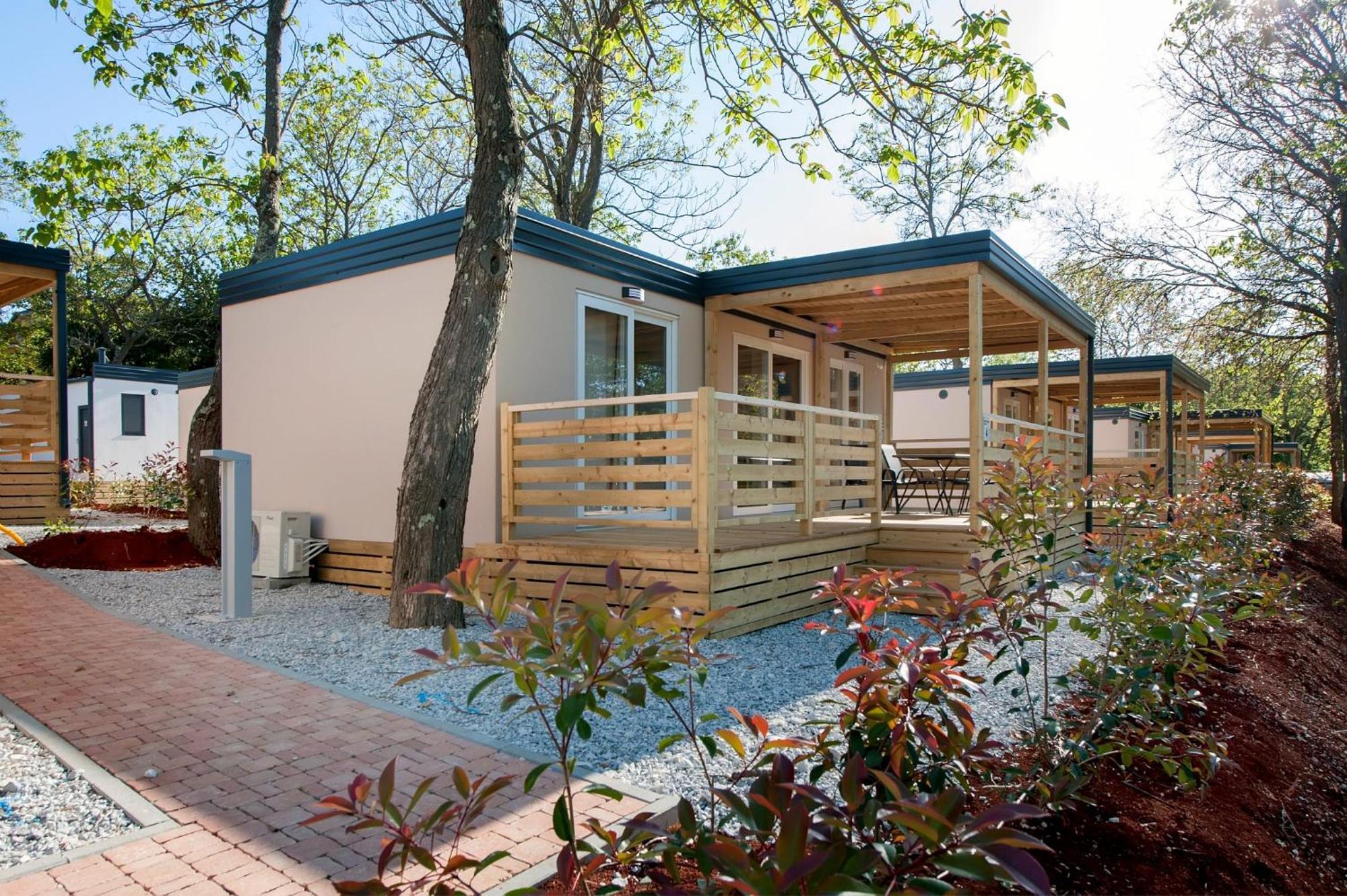 Eurocamp Mobile Homes At Campsite Puntica Funtana Exterior foto